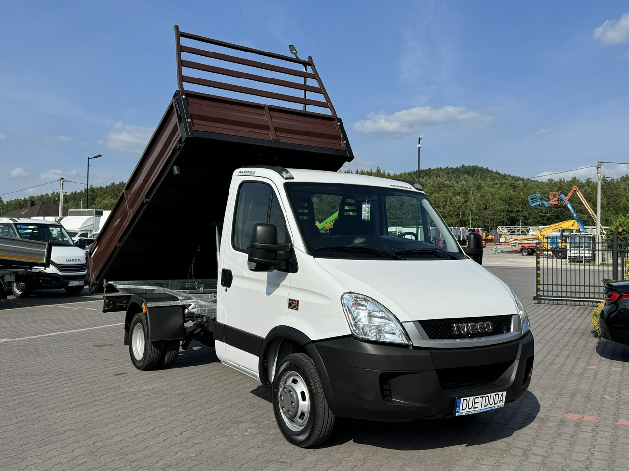 Iveco Daily 50C18 V - Dostavno vozilo istovarivač: slika 2 Iveco Daily 50C18 V - Dostavno vozilo istovarivač: slika 2