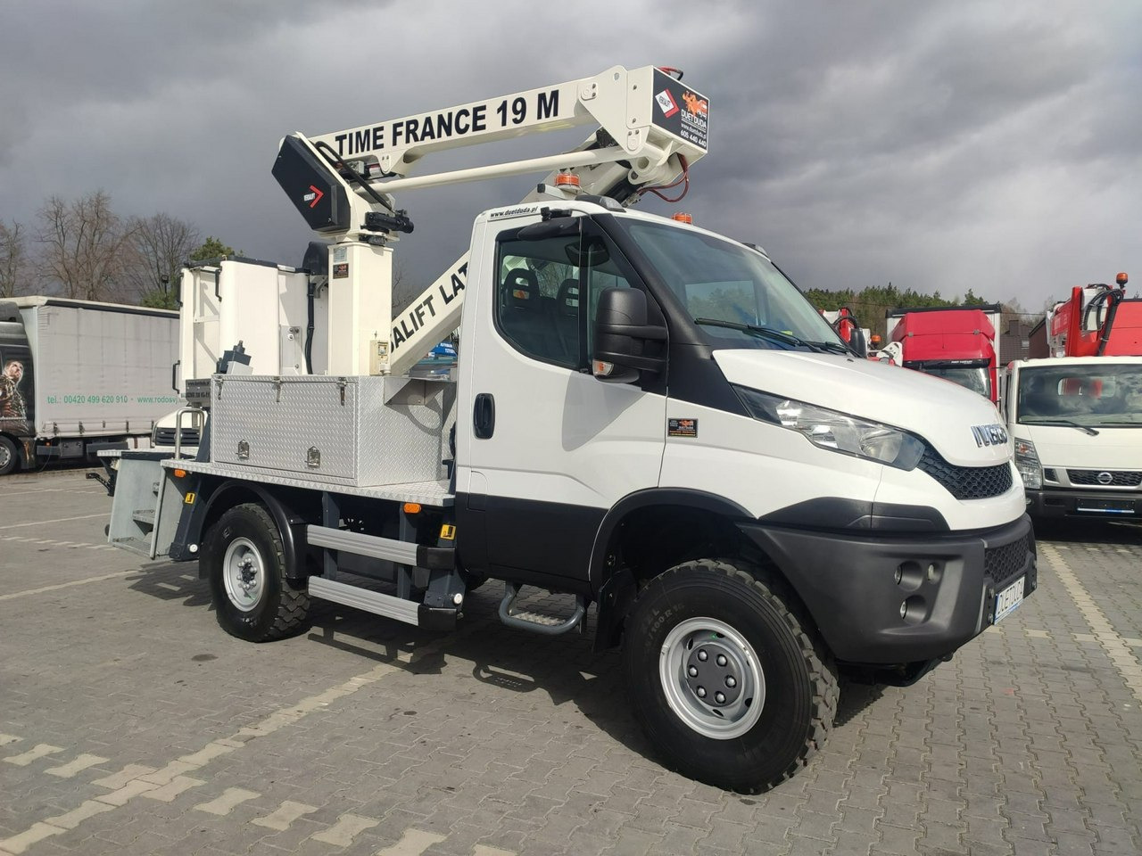 Vazdušna platforma montirana na kamion Iveco Daily 55S17W 4x4 Zwyżka 19m Versalift Lat 55 TB Time France: slika 14
