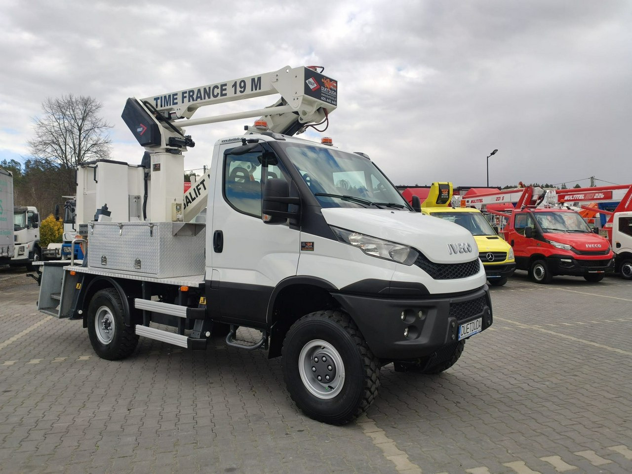 Vazdušna platforma montirana na kamion Iveco Daily 55S17W 4x4 Zwyżka 19m Versalift Lat 55 TB Time France: slika 11