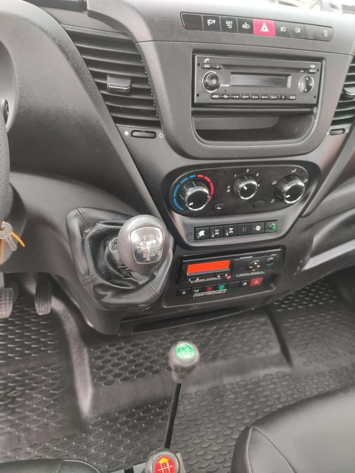 Vazdušna platforma montirana na kamion Iveco Daily 55S17W 4x4 Zwyżka 19m Versalift Lat 55 TB Time France: slika 24