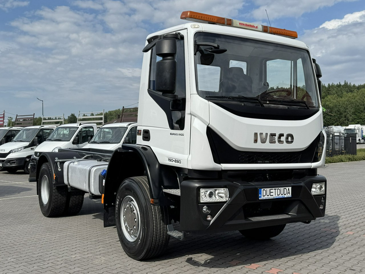 Iveco Eurocargo 150-280 Rama 550cm Napęd 4x4 Reduktor + Blokady - Kamion sa golom šasijom i zatvorenom kabinom: slika 4 Iveco Eurocargo 150-280 Rama 550cm Napęd 4x4 Reduktor + Blokady - Kamion sa golom šasijom i zatvorenom kabinom: slika 4