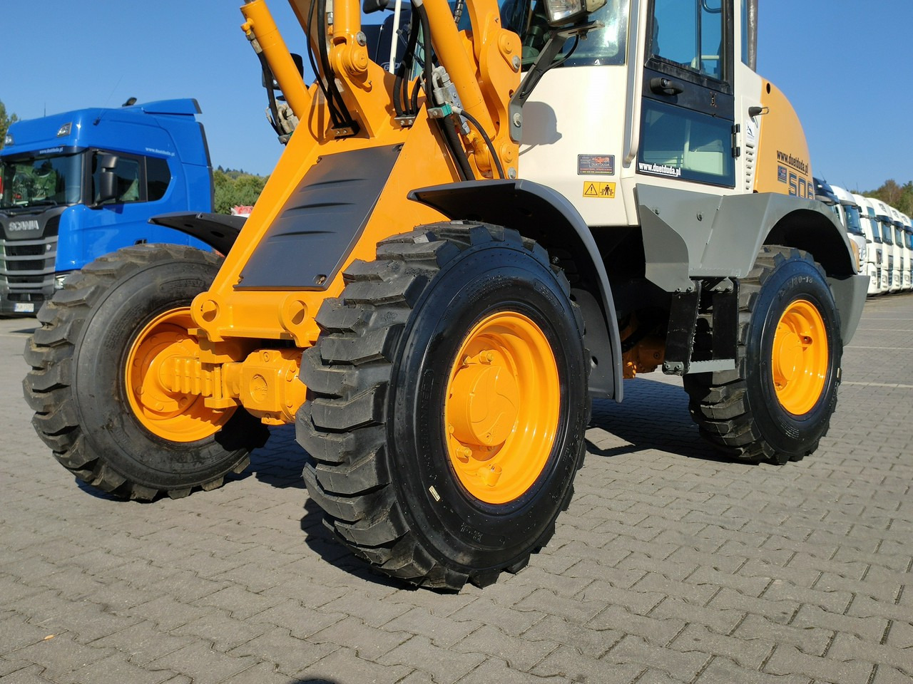Liebherr L 506 STEREO Szybkozłącze / Łyżka Krokodyl + Widły Waga 6300kg - Zglobni utovarivač: slika 5 Liebherr L 506 STEREO Szybkozłącze / Łyżka Krokodyl + Widły Waga 6300kg - Zglobni utovarivač: slika 5
