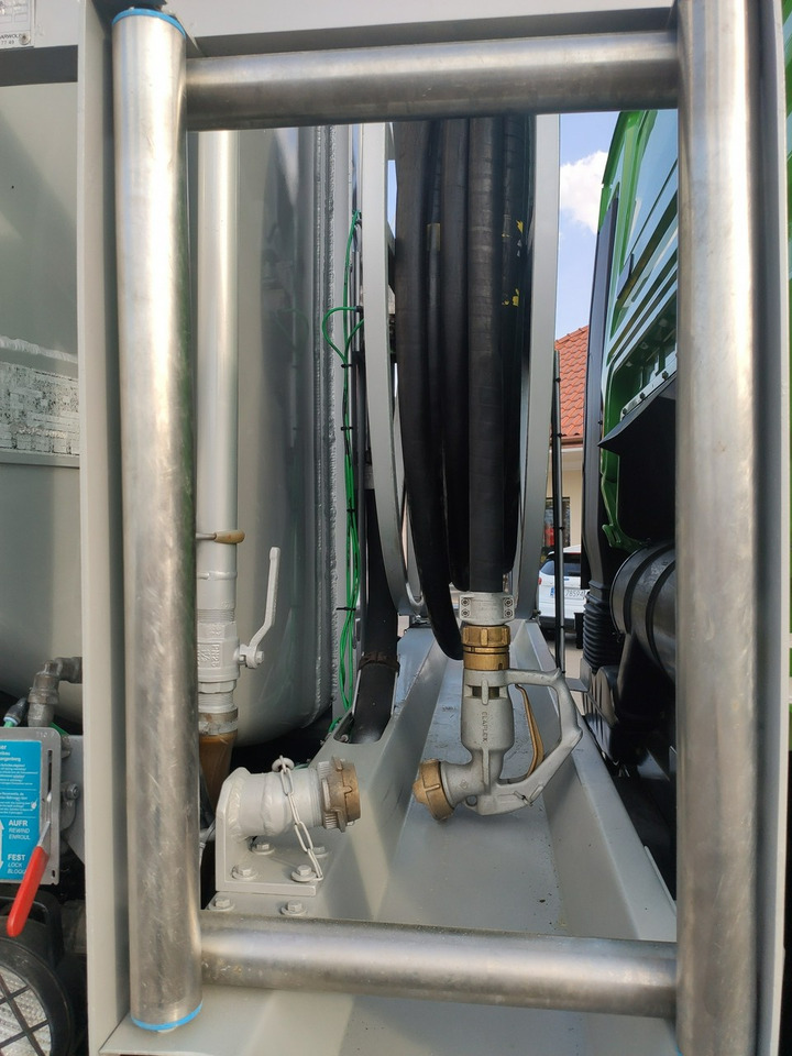 Kamion cisterna MAN TGA 26.400 Autocysterna z Dystrybucją Ważne TDT: slika 9