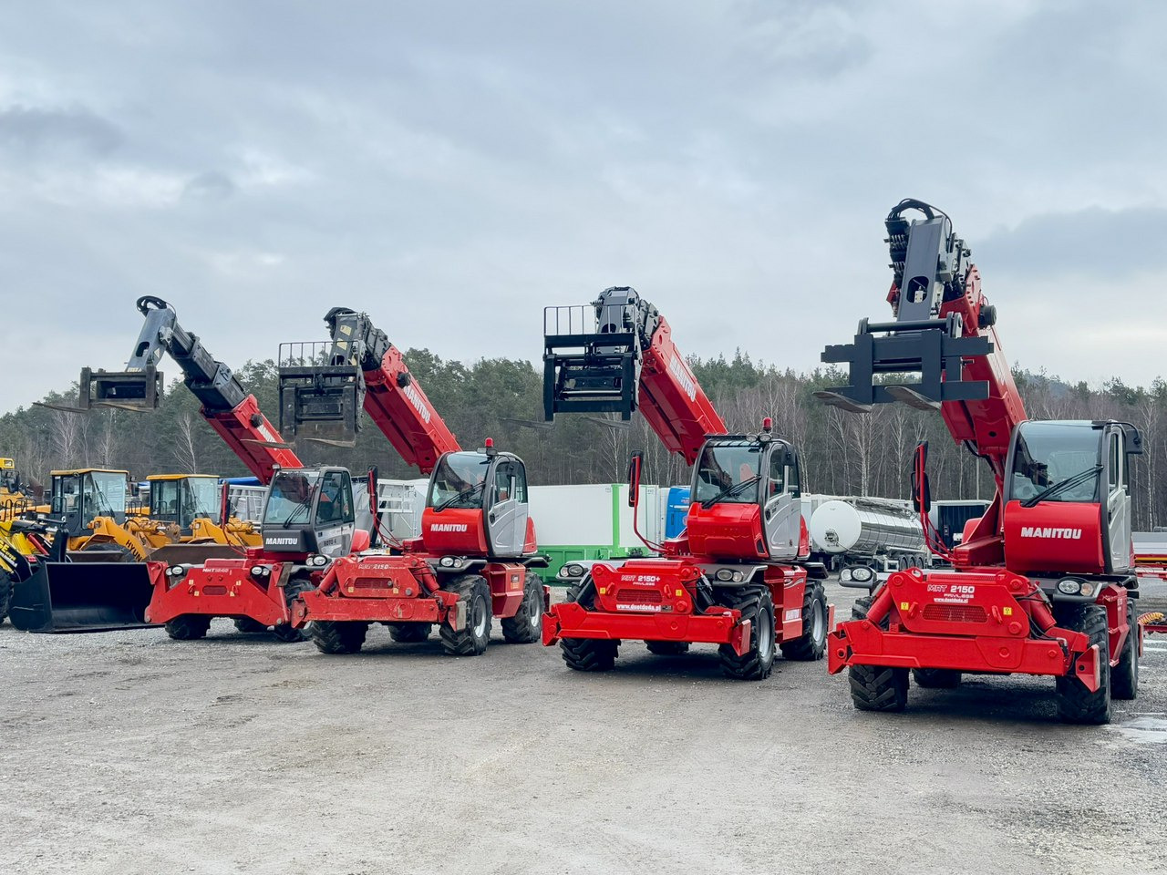 Manitou MRT 1840 ROTO Turbo Ładowarka Teleskopowa Obrotowa 1850 - Teleskopski upravljač: slika 2 Manitou MRT 1840 ROTO Turbo Ładowarka Teleskopowa Obrotowa 1850 - Teleskopski upravljač: slika 2