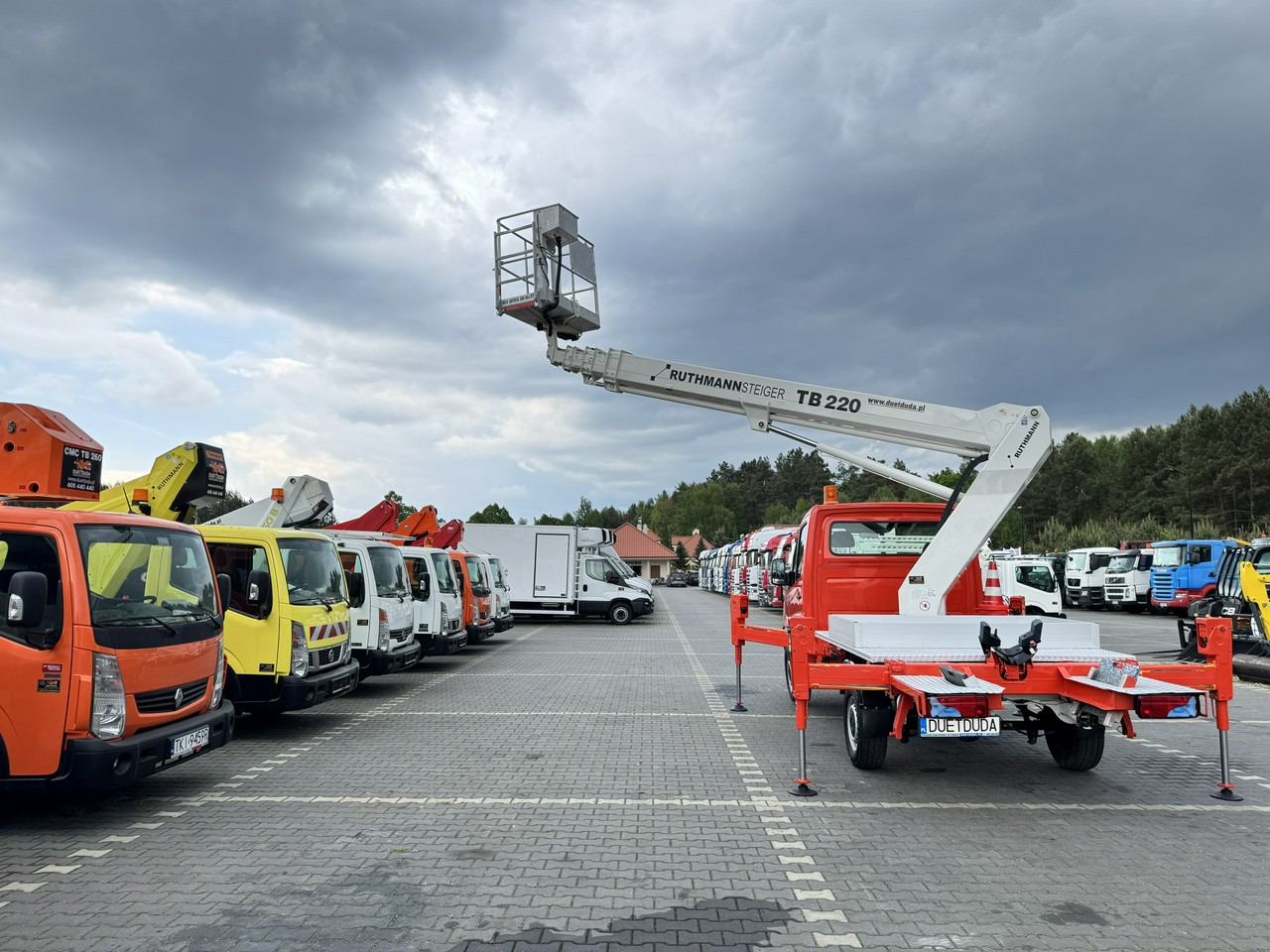 Mercedes Sprinter - Vazdušna platforma montirana na kamion: slika 4 Mercedes Sprinter - Vazdušna platforma montirana na kamion: slika 4