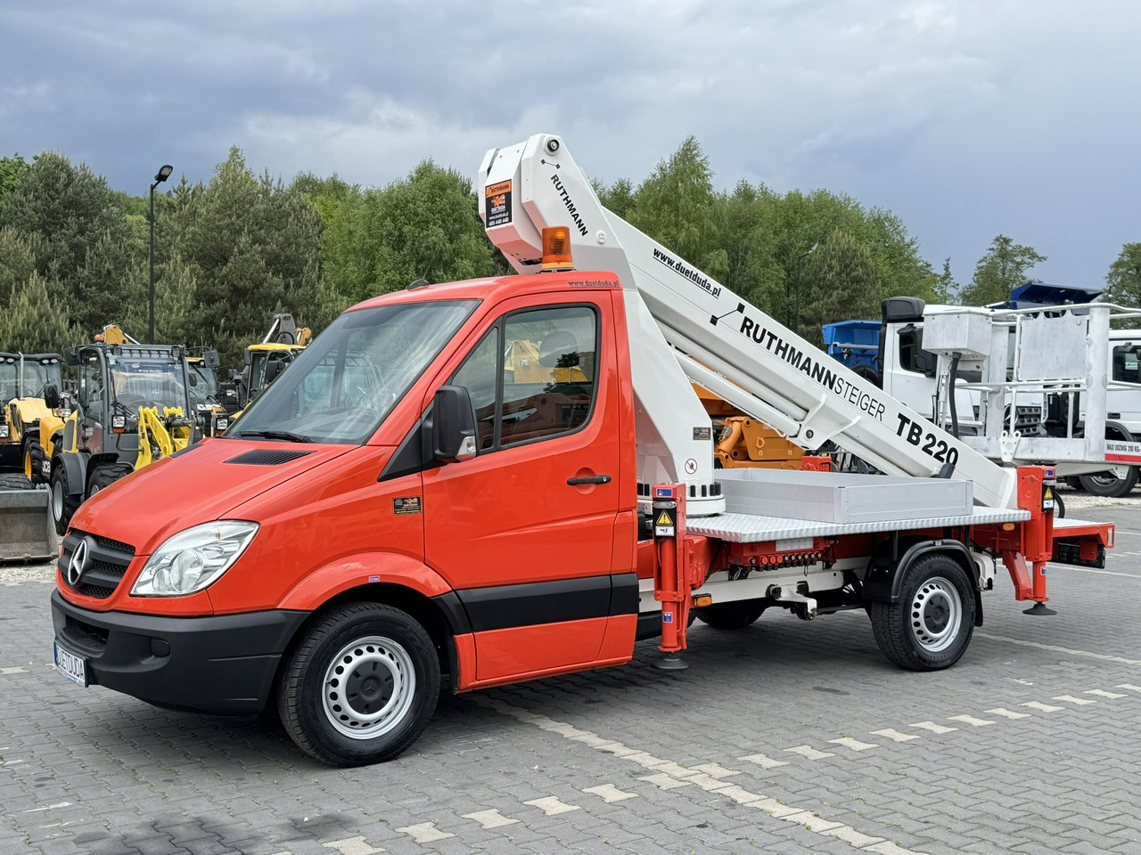 Mercedes Sprinter - Vazdušna platforma montirana na kamion: slika 3 Mercedes Sprinter - Vazdušna platforma montirana na kamion: slika 3