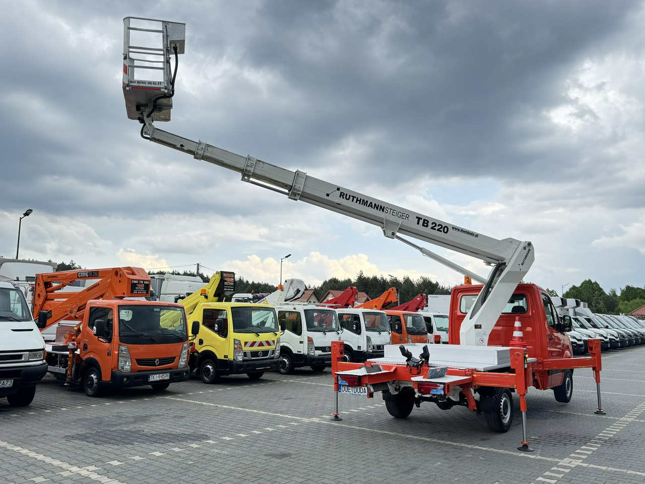 Mercedes Sprinter - Vazdušna platforma montirana na kamion: slika 2 Mercedes Sprinter - Vazdušna platforma montirana na kamion: slika 2