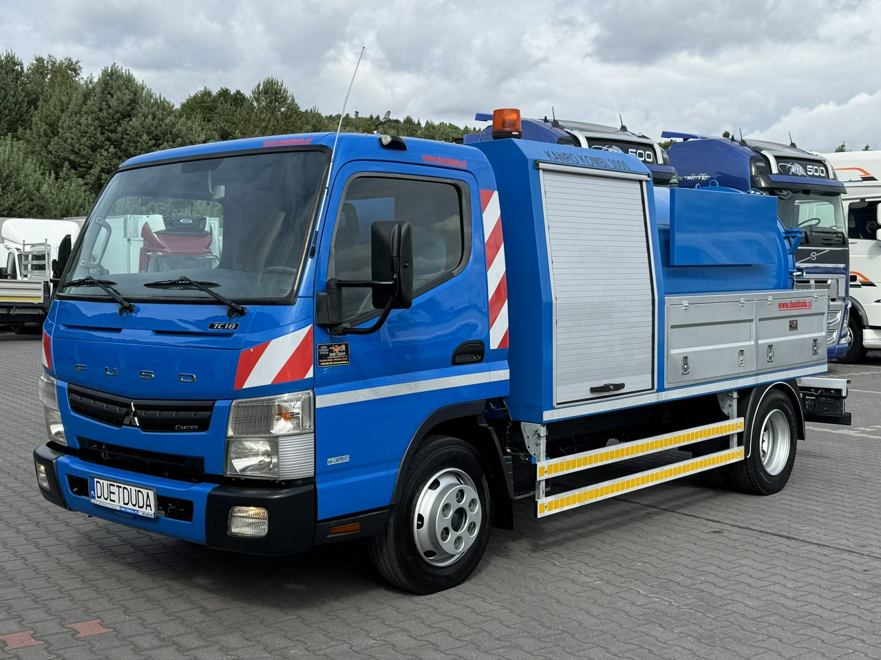 Mitsubishi Canter 7C18 3.0/150 KM Asenizcyjny - Vakuumska cisterna: slika 2 Mitsubishi Canter 7C18 3.0/150 KM Asenizcyjny - Vakuumska cisterna: slika 2