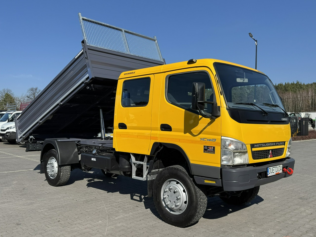 Mitsubishi Canter Fuso 4x4 17C18D 4.9/180KM Wywrotka 3-stronna - Istovarivač: slika 2 Mitsubishi Canter Fuso 4x4 17C18D 4.9/180KM Wywrotka 3-stronna - Istovarivač: slika 2