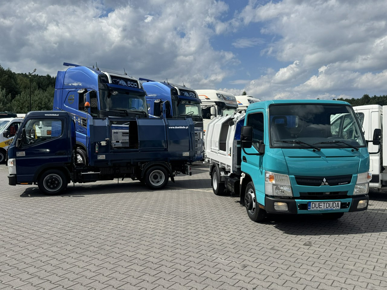 Mitsubishi Canter - Kamion za smeće: slika 4 Mitsubishi Canter - Kamion za smeće: slika 4