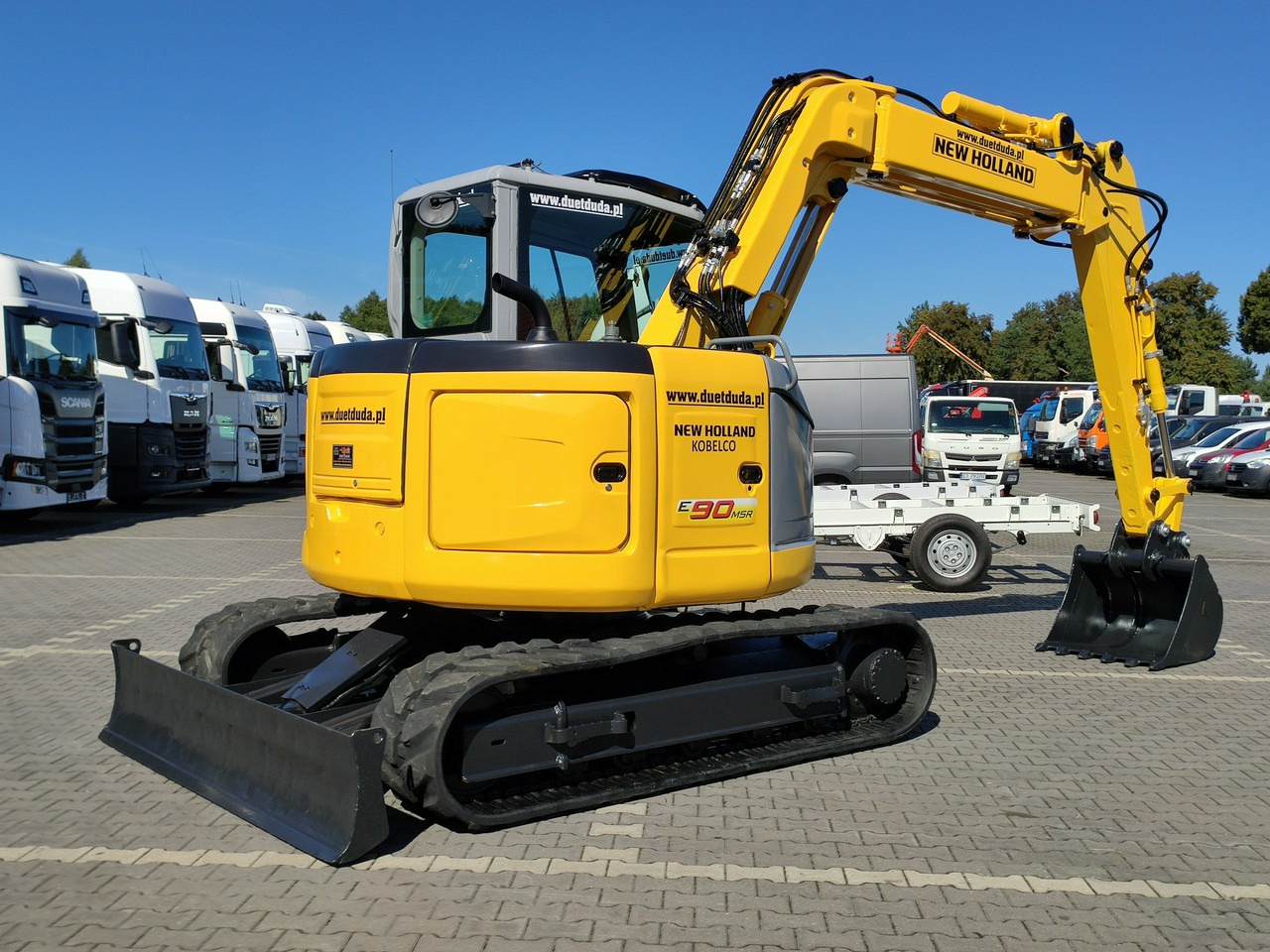 New Holland E90B SR -2 Gąsienicowa 10ton - Mini bager: slika 4 New Holland E90B SR -2 Gąsienicowa 10ton - Mini bager: slika 4