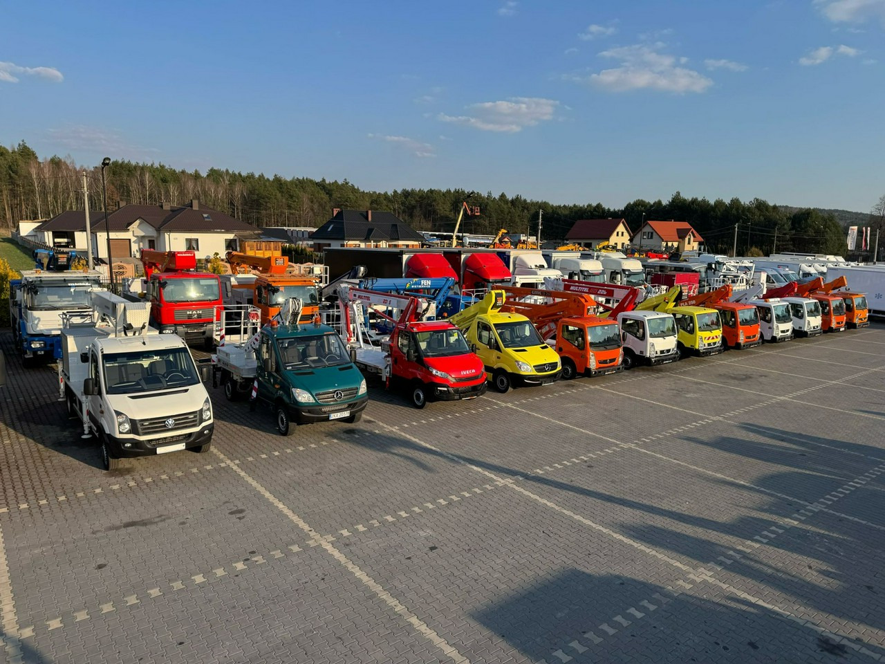 Nissan Cabstar - Vazdušna platforma montirana na kamion: slika 4 Nissan Cabstar - Vazdušna platforma montirana na kamion: slika 4