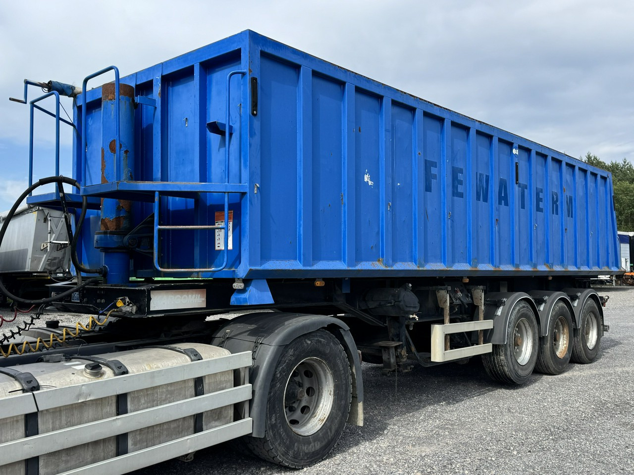 Ovibos Kargomil 35m STALOWA OKAZJA Stan Dobry !!! - Poluprikolica istovarivača: slika 2 Ovibos Kargomil 35m STALOWA OKAZJA Stan Dobry !!! - Poluprikolica istovarivača: slika 2