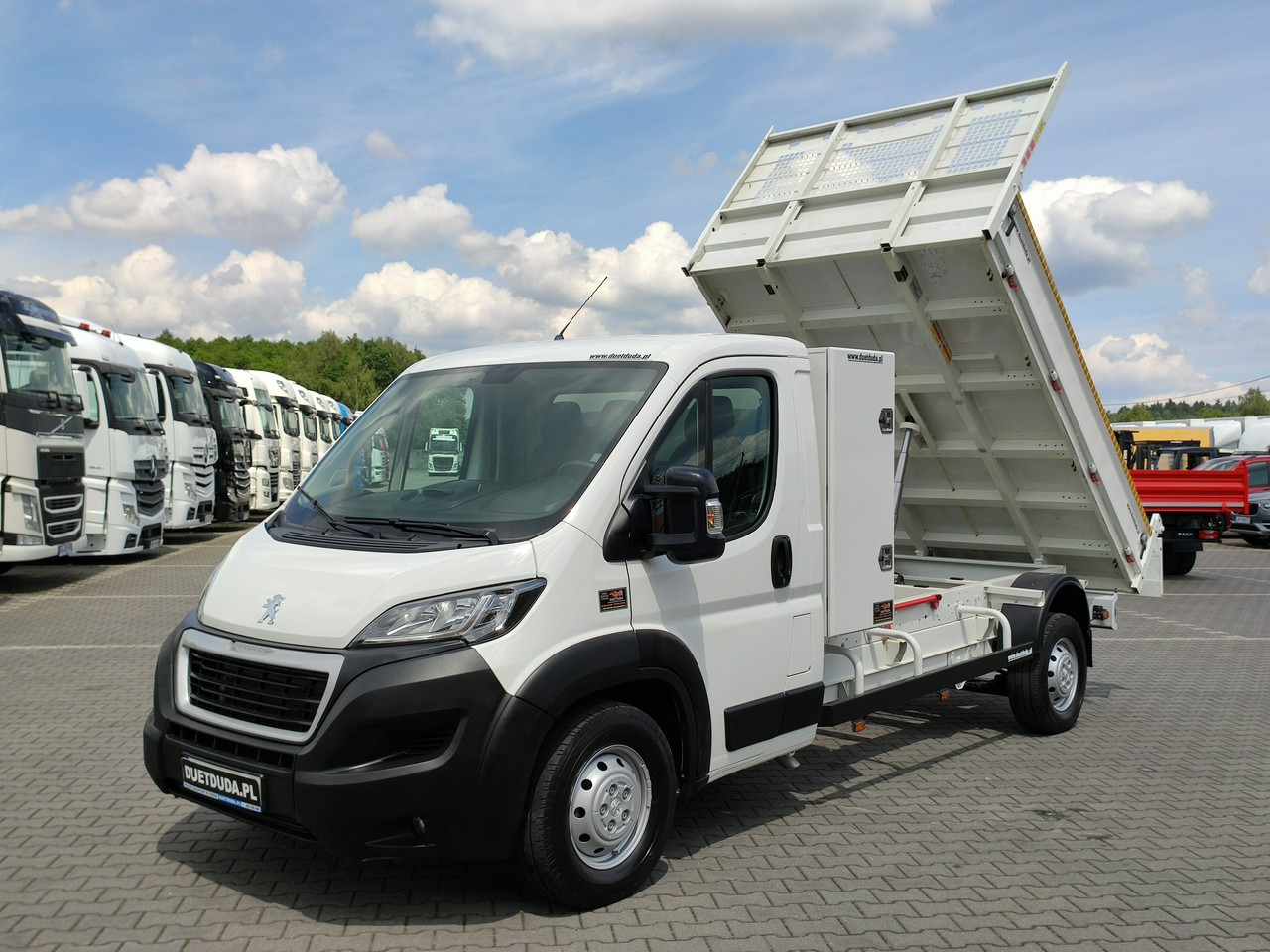 Peugeot Boxer - Dostavno vozilo istovarivač: slika 1 Peugeot Boxer - Dostavno vozilo istovarivač: slika 1