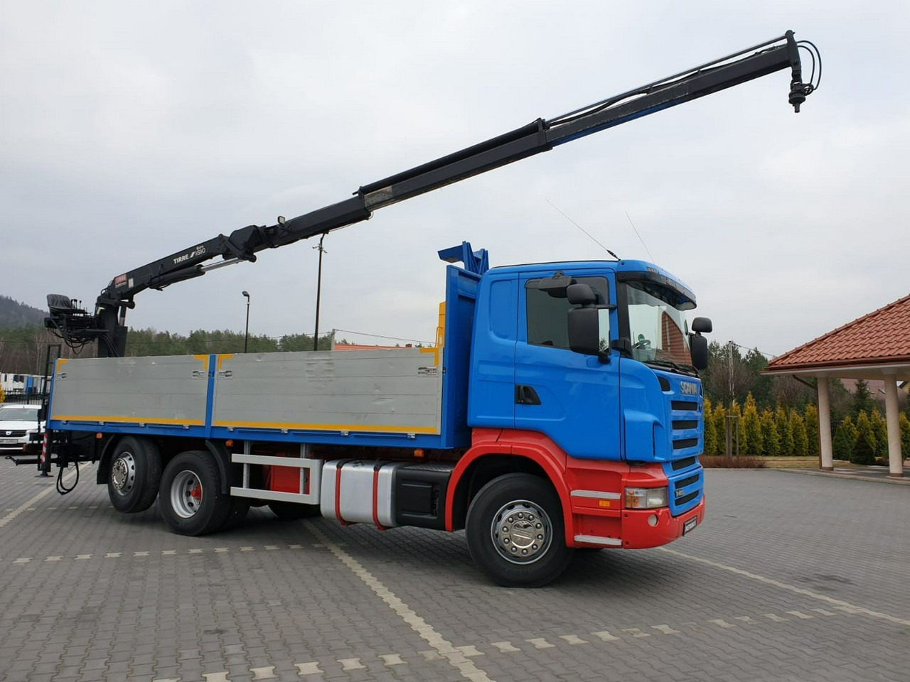Scania R 400 LB 6x2 HDS Budowlanka Widły Oś Skrętna Super Stan - Kamion sa tovarnim sandukom, Kamion sa dizalicom: slika 1 Scania R 400 LB 6x2 HDS Budowlanka Widły Oś Skrętna Super Stan - Kamion sa tovarnim sandukom, Kamion sa dizalicom: slika 1