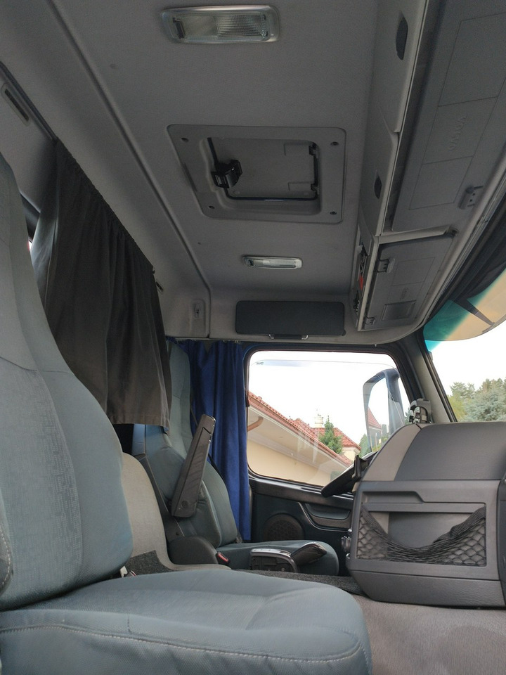 Kamion za utovaranje kontejnera Volvo FM 410 E5 Bramowiec Hakowiec 6x2 Oś Skrętna / Podnoszona Automat: slika 26