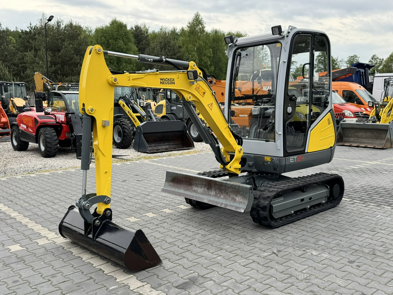 Wacker Neuson ET 24 Mało Używana Przepracowane tylko 800mth - Mini bager: slika 5 Wacker Neuson ET 24 Mało Używana Przepracowane tylko 800mth - Mini bager: slika 5
