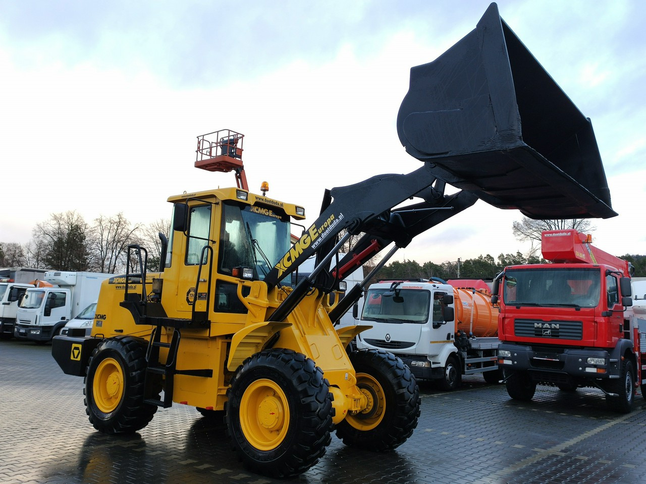 XCMG ZL 30G Centralne smarowanie Klimatyzacja 10T Super Stan !!! - Utovarivač točkaš: slika 2 XCMG ZL 30G Centralne smarowanie Klimatyzacja 10T Super Stan !!! - Utovarivač točkaš: slika 2