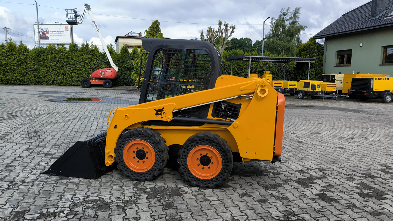 BOBCAT S450 - Mini utovarivač: slika 4 BOBCAT S450 - Mini utovarivač: slika 4