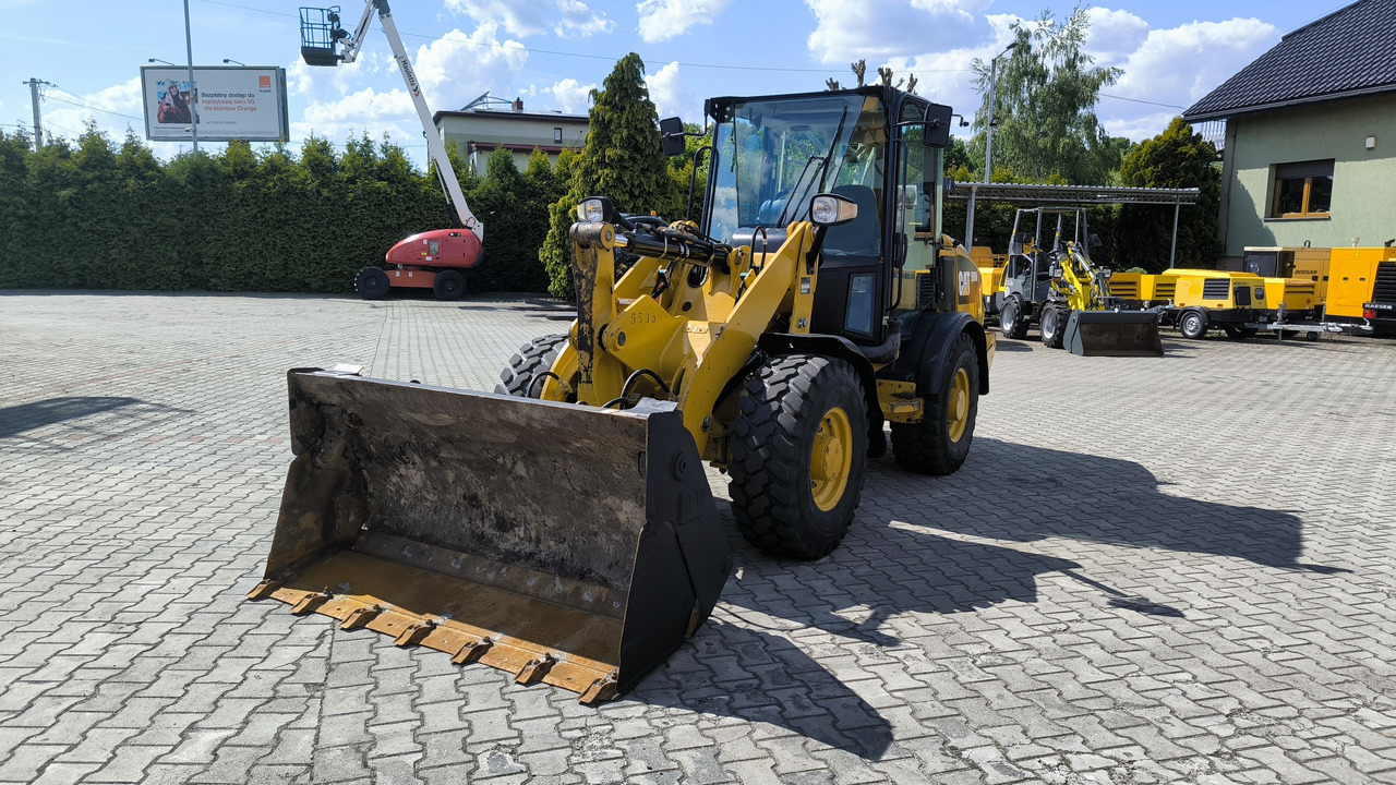 CATERPILLAR 906 M - Utovarivač točkaš: slika 2 CATERPILLAR 906 M - Utovarivač točkaš: slika 2