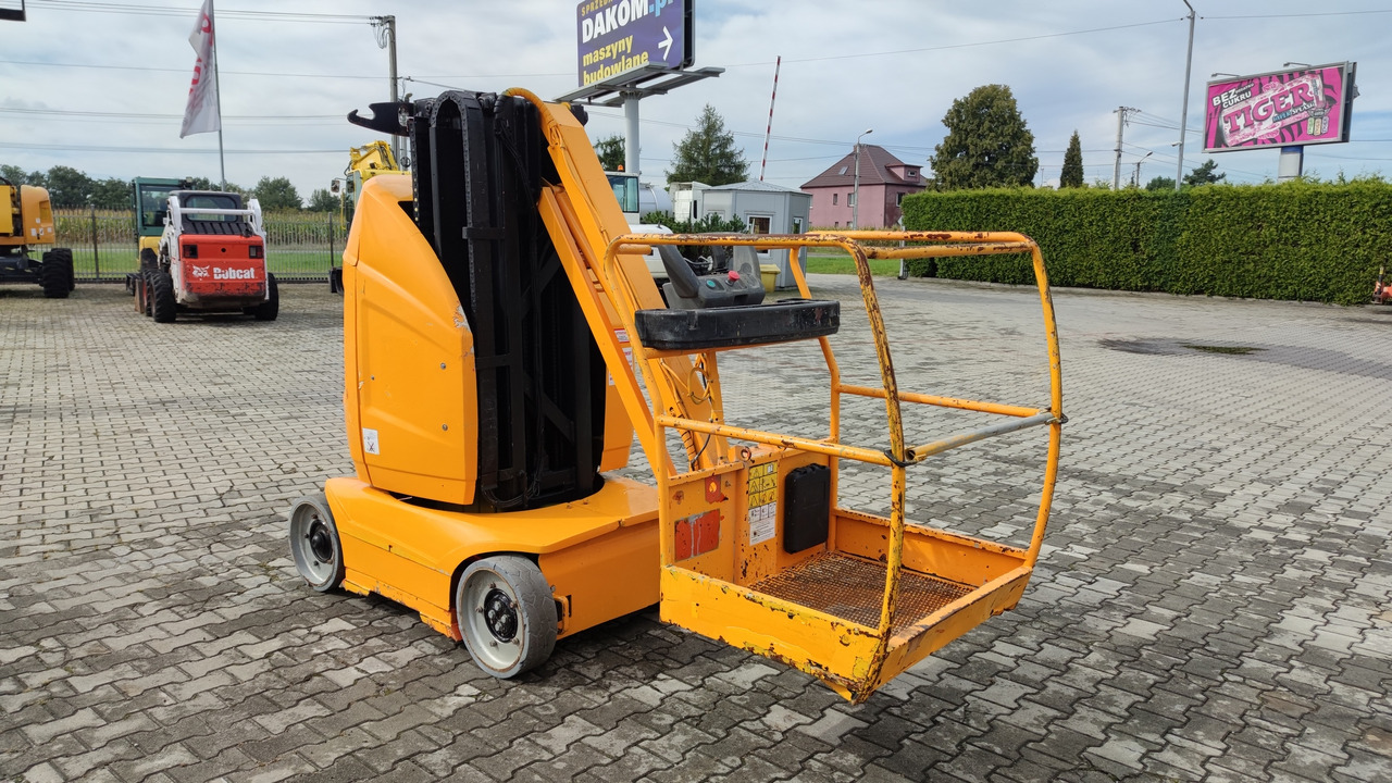 JLG TOUCAN 10 E - Jarbolna penjajuća platforma: slika 2 JLG TOUCAN 10 E - Jarbolna penjajuća platforma: slika 2