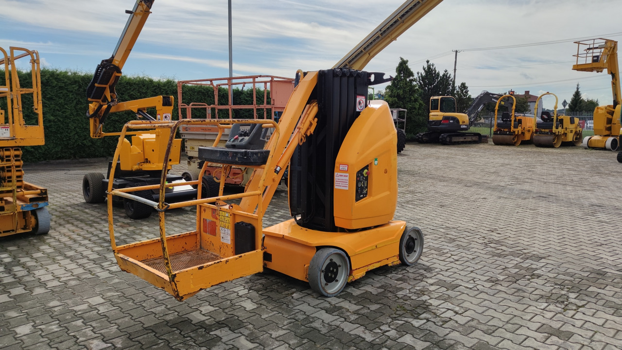 JLG TOUCAN 10 E - Jarbolna penjajuća platforma: slika 1 JLG TOUCAN 10 E - Jarbolna penjajuća platforma: slika 1