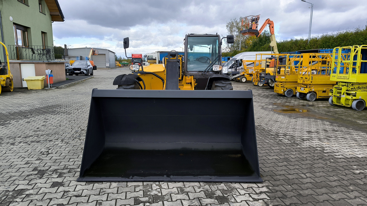 MANITOU MT 932 EASY 75 D - Teleskopski utovarivač na točkovima: slika 2 MANITOU MT 932 EASY 75 D - Teleskopski utovarivač na točkovima: slika 2