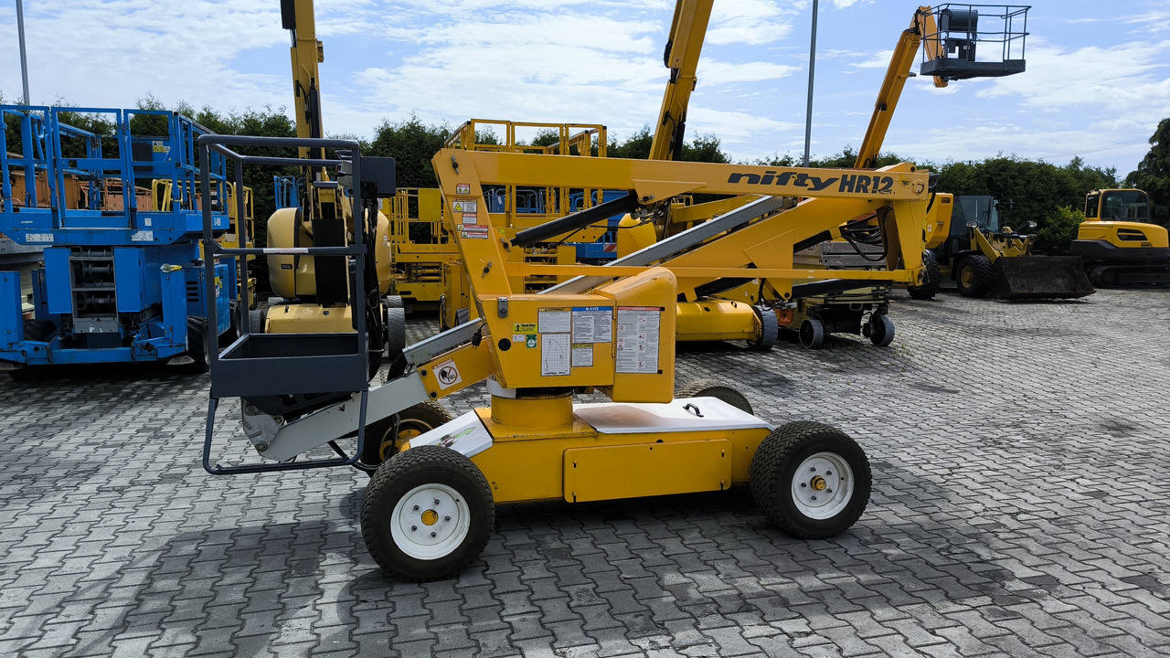 NIFTYLIFT HR 12 NE - Zglobna platforma: slika 2 NIFTYLIFT HR 12 NE - Zglobna platforma: slika 2