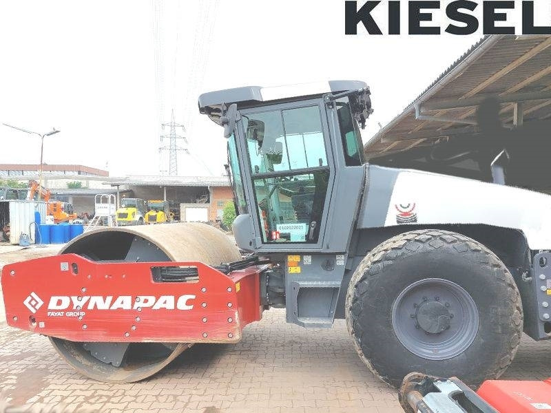 Dynapac CA 3500 D CP - Kompaktor: slika 1 Dynapac CA 3500 D CP - Kompaktor: slika 1