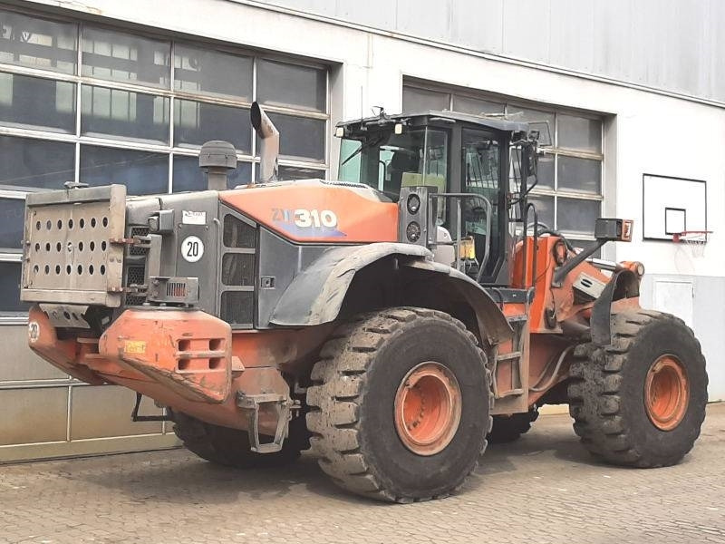 Utovarivač točkaš Hitachi ZW 310-6: slika 6