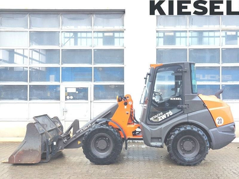 Hitachi ZW 75-6 - Mini utovarivač: slika 1 Hitachi ZW 75-6 - Mini utovarivač: slika 1