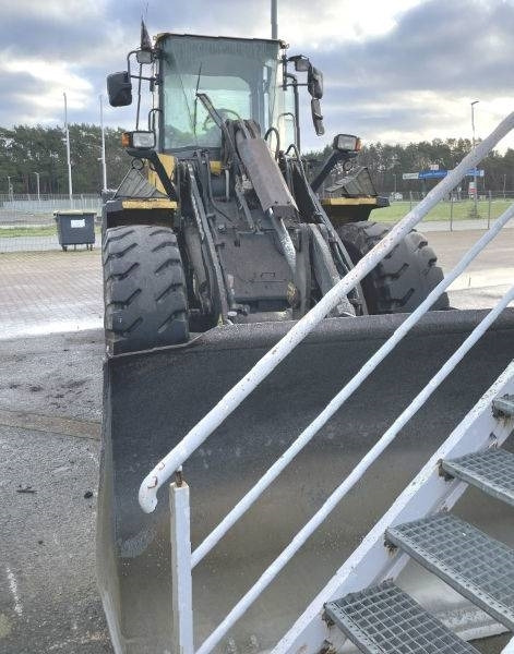 Komatsu WA 200 PT-5 - Utovarivač točkaš: slika 2 Komatsu WA 200 PT-5 - Utovarivač točkaš: slika 2