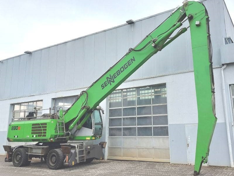 Sennebogen 830 E - Bager za obradu otpada/ Industrije: slika 4 Sennebogen 830 E - Bager za obradu otpada/ Industrije: slika 4