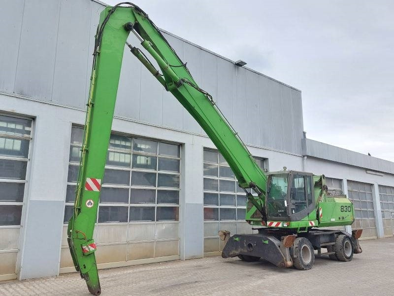 Sennebogen 830 - Bager za obradu otpada/ Industrije: slika 2 Sennebogen 830 - Bager za obradu otpada/ Industrije: slika 2