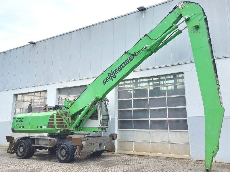 Sennebogen 830 - Bager za obradu otpada/ Industrije: slika 4 Sennebogen 830 - Bager za obradu otpada/ Industrije: slika 4