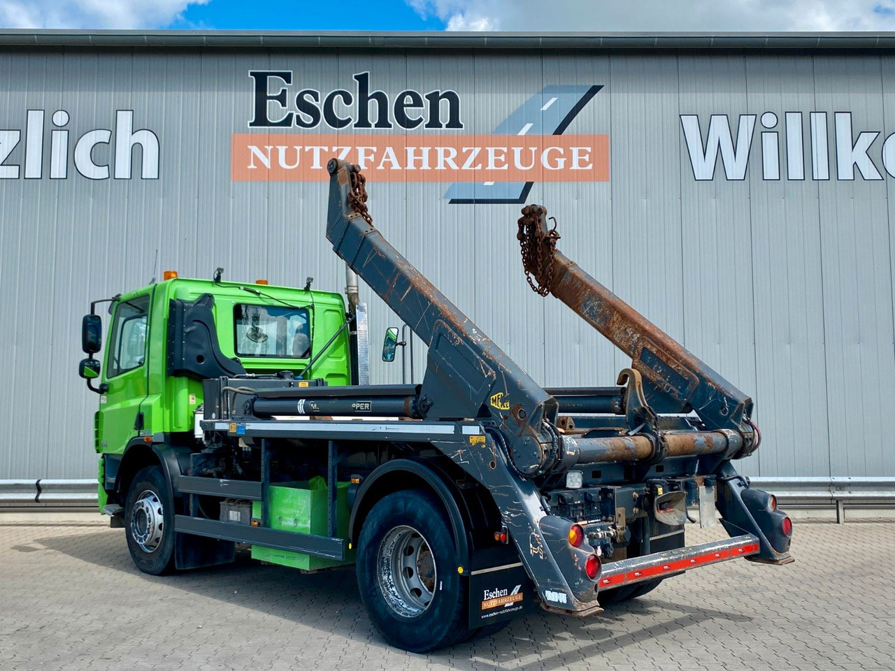DAF CF 85.360 | MEILLER AK 12.T*Klima*Tempomat*AHK - Istovarivač: slika 4 DAF CF 85.360 | MEILLER AK 12.T*Klima*Tempomat*AHK - Istovarivač: slika 4