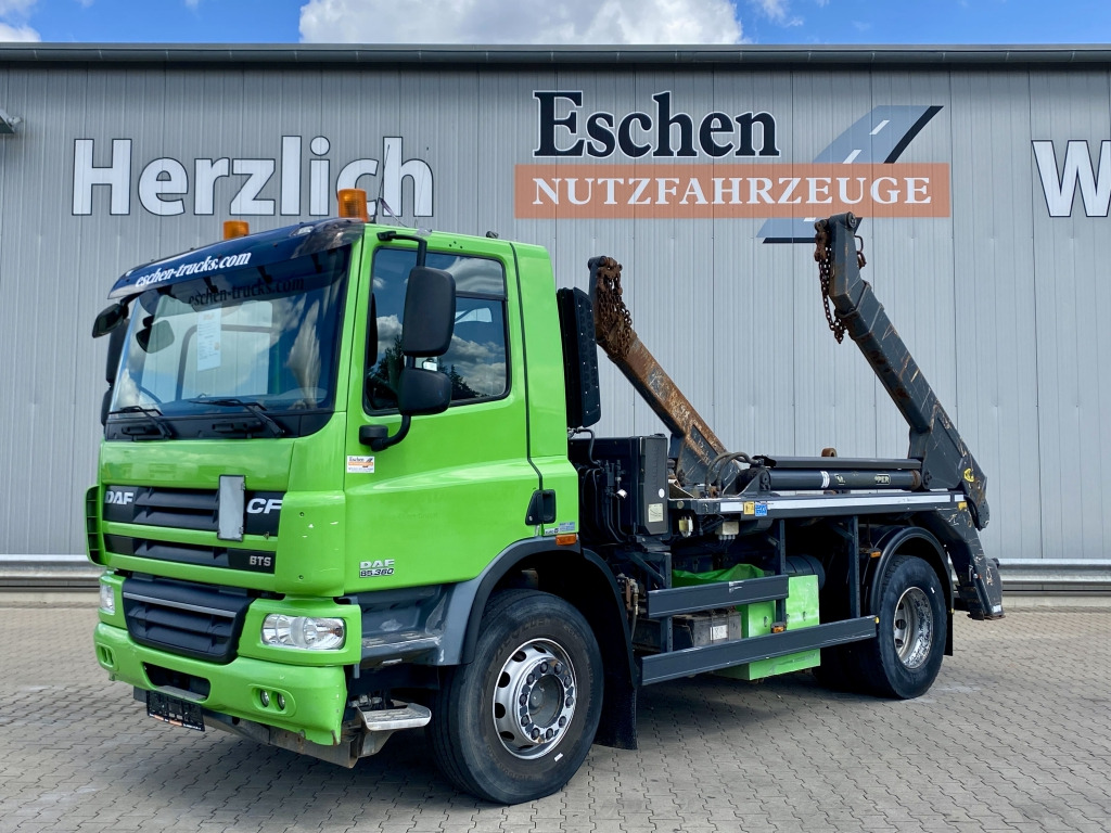 DAF CF 85.360 - Kamion za utovaranje kontejnera: slika 2 DAF CF 85.360 - Kamion za utovaranje kontejnera: slika 2