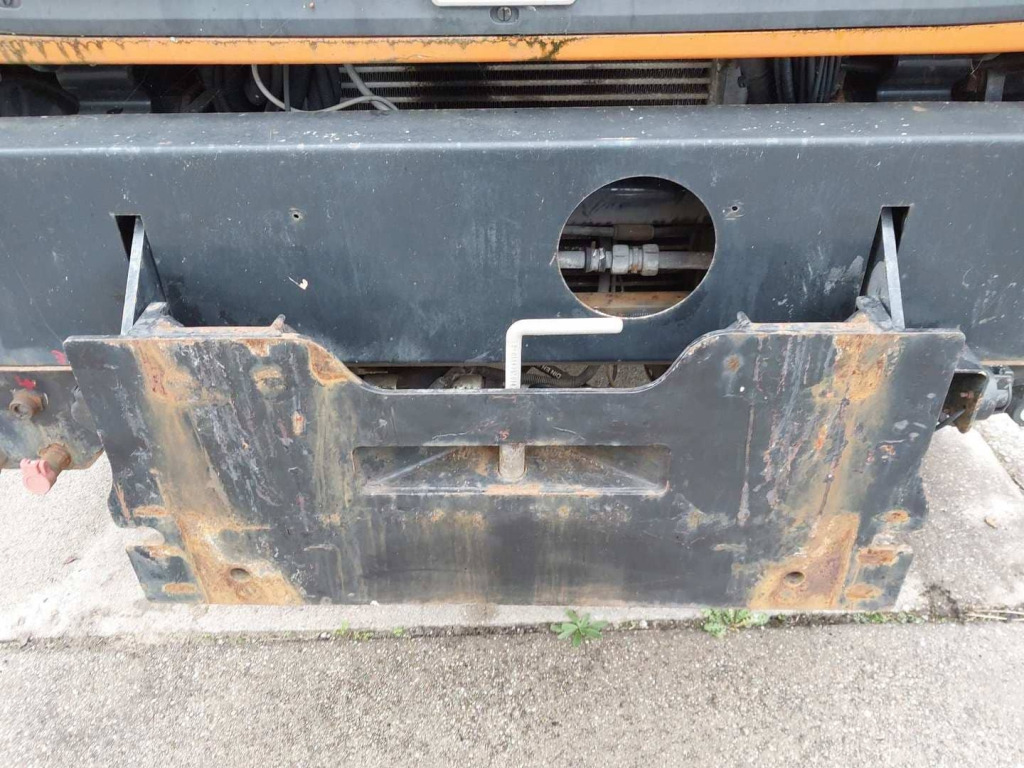 MAN LE 8.220 4x4 / Kran - Istovarivač, Kamion sa dizalicom: slika 2 MAN LE 8.220 4x4 / Kran - Istovarivač, Kamion sa dizalicom: slika 2