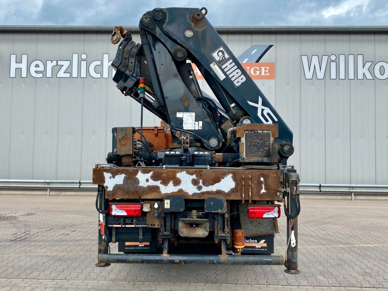 MAN TGA 26.480 6x4 | HIAB 377 EP-4*Funk*Retarder*AHK - Kamion sa tovarnim sandukom, Kamion sa dizalicom: slika 4 MAN TGA 26.480 6x4 | HIAB 377 EP-4*Funk*Retarder*AHK - Kamion sa tovarnim sandukom, Kamion sa dizalicom: slika 4