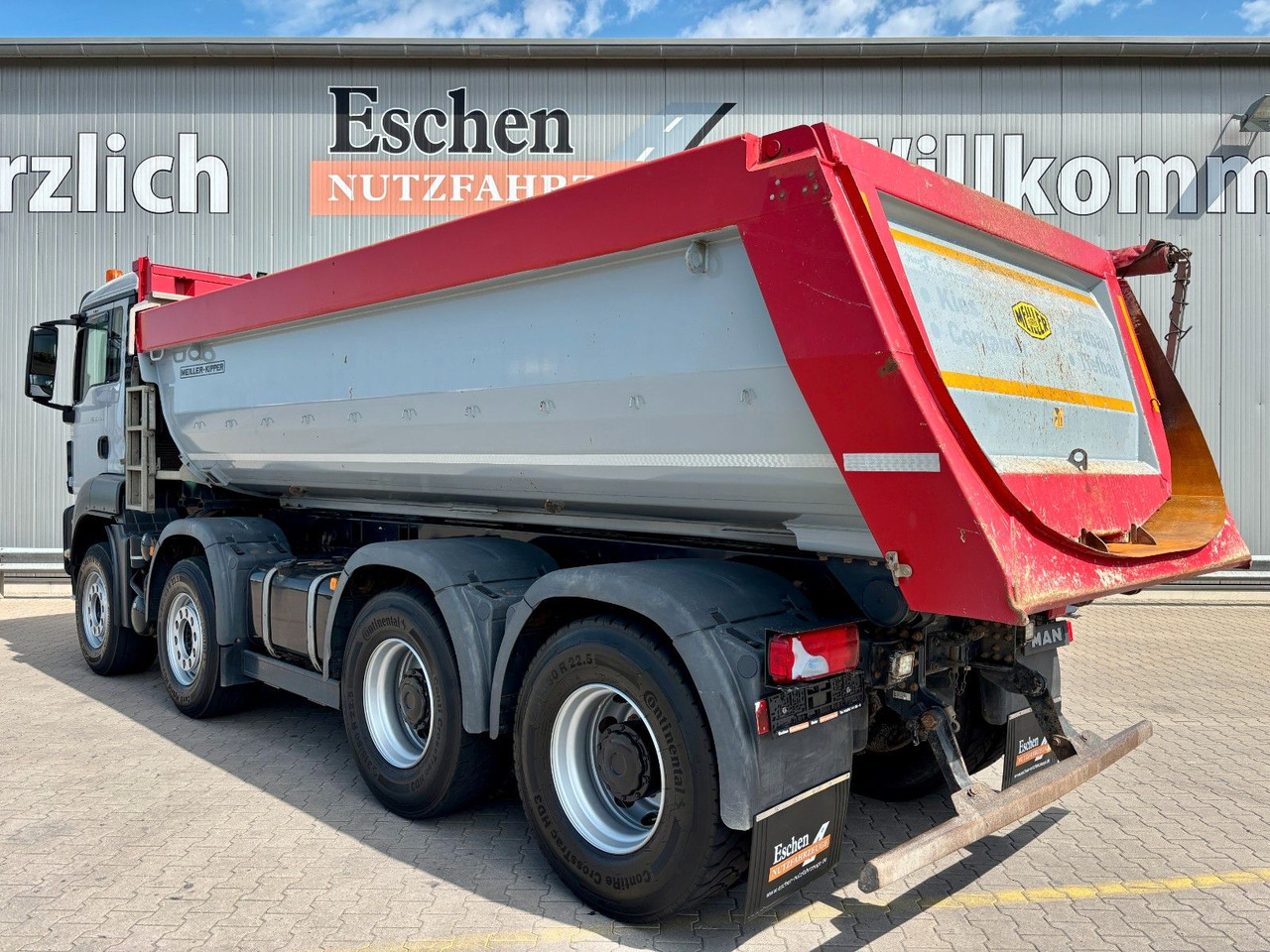 MAN TGS 35.420 8x4 BL | MEILLER*Rollplane*Navi*Klima - Kamion za utovaranje kontejnera: slika 4 MAN TGS 35.420 8x4 BL | MEILLER*Rollplane*Navi*Klima - Kamion za utovaranje kontejnera: slika 4