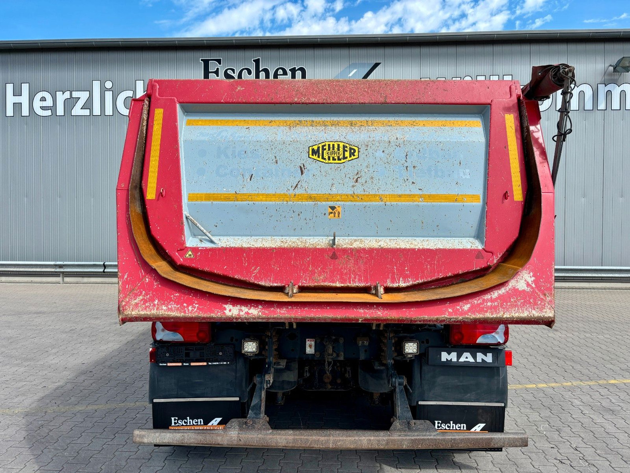 MAN TGS 35.420 8x4 BL | MEILLER*Rollplane*Navi*Klima - Istovarivač: slika 5 MAN TGS 35.420 8x4 BL | MEILLER*Rollplane*Navi*Klima - Istovarivač: slika 5