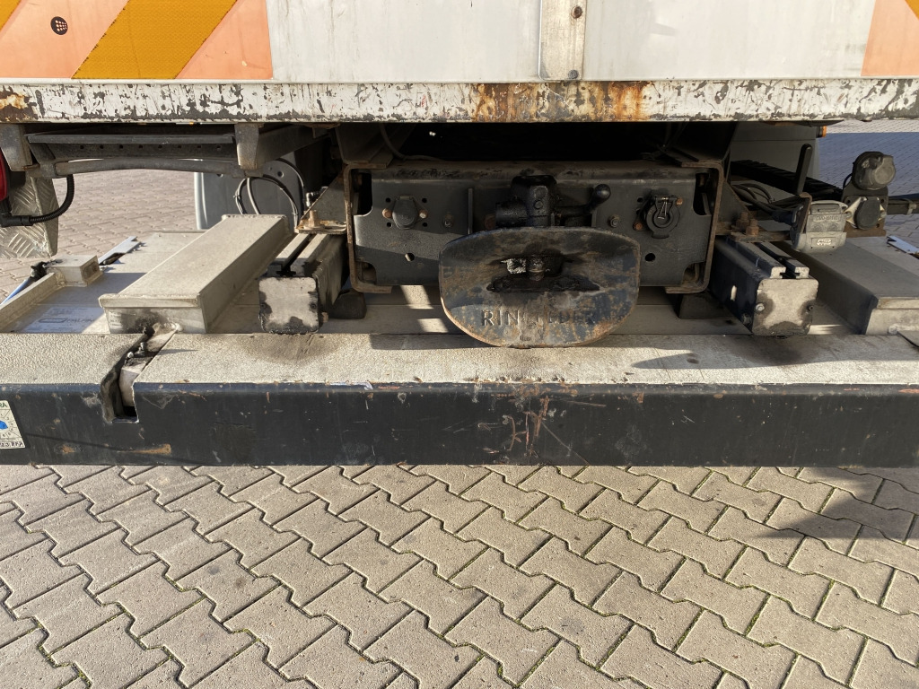 MAN TGX 26.400 6x2-2 LL / MBB-LBW - Kamion sa zatvorenim sandukom: slika 2 MAN TGX 26.400 6x2-2 LL / MBB-LBW - Kamion sa zatvorenim sandukom: slika 2