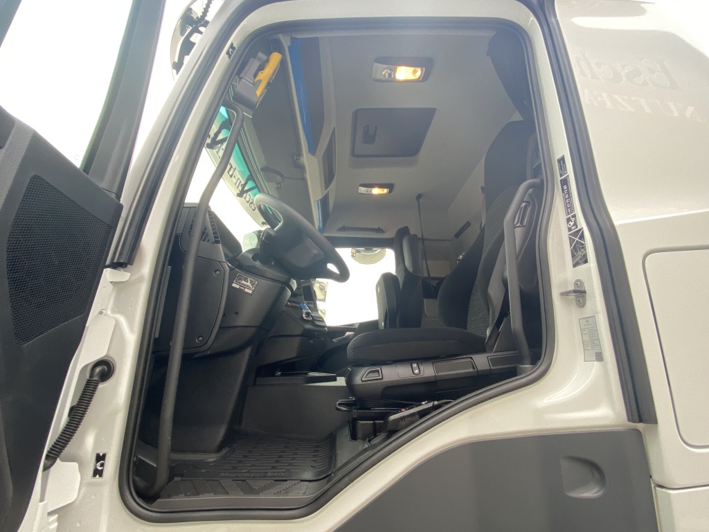 Kamion za utovaranje kontejnera Mercedes-Benz 1842 L Actros: slika 18