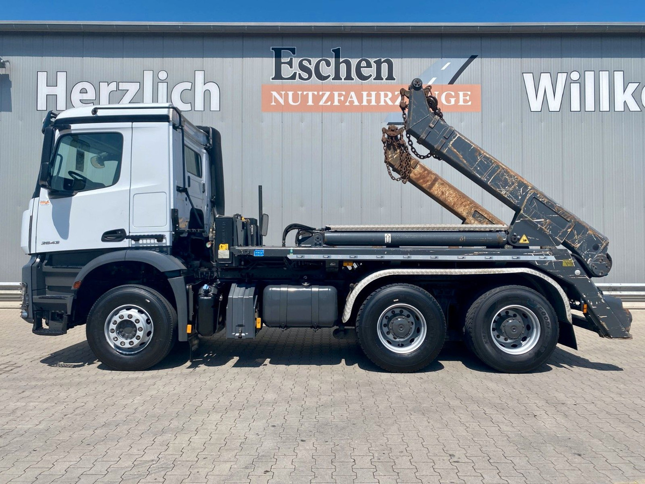 Mercedes-Benz Arocs 2643 6x4| MEILLER AK16 Tele*Klima*AHK*1.Hd - Istovarivač: slika 2 Mercedes-Benz Arocs 2643 6x4| MEILLER AK16 Tele*Klima*AHK*1.Hd - Istovarivač: slika 2
