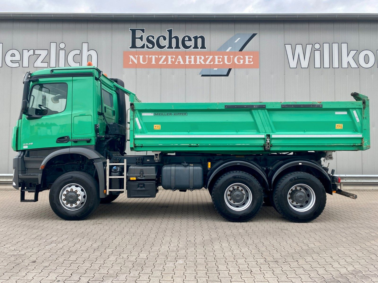 Mercedes-Benz Arocs 3345 6x6 | MEILLER*Bordmatik*Blatt*AHK+Oel - Istovarivač: slika 3 Mercedes-Benz Arocs 3345 6x6 | MEILLER*Bordmatik*Blatt*AHK+Oel - Istovarivač: slika 3