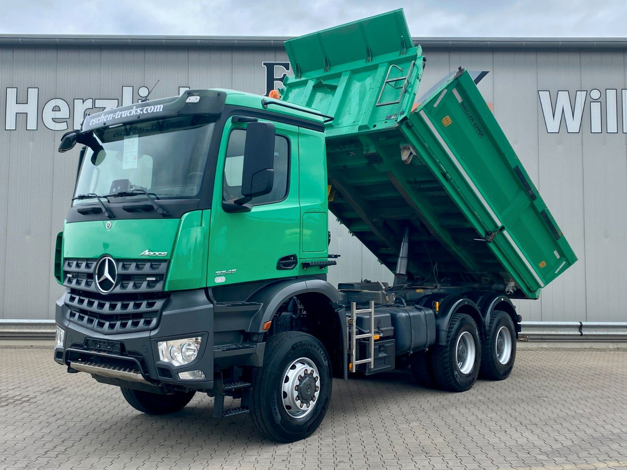 Mercedes-Benz Arocs 3345 6x6 | MEILLER*Bordmatik*Blatt*AHK+Oel - Istovarivač: slika 2 Mercedes-Benz Arocs 3345 6x6 | MEILLER*Bordmatik*Blatt*AHK+Oel - Istovarivač: slika 2