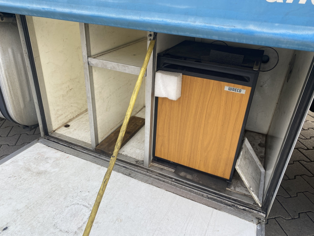 Scania 114 G 340 / 6x2 BL - Kamion sa ceradom: slika 4 Scania 114 G 340 / 6x2 BL - Kamion sa ceradom: slika 4