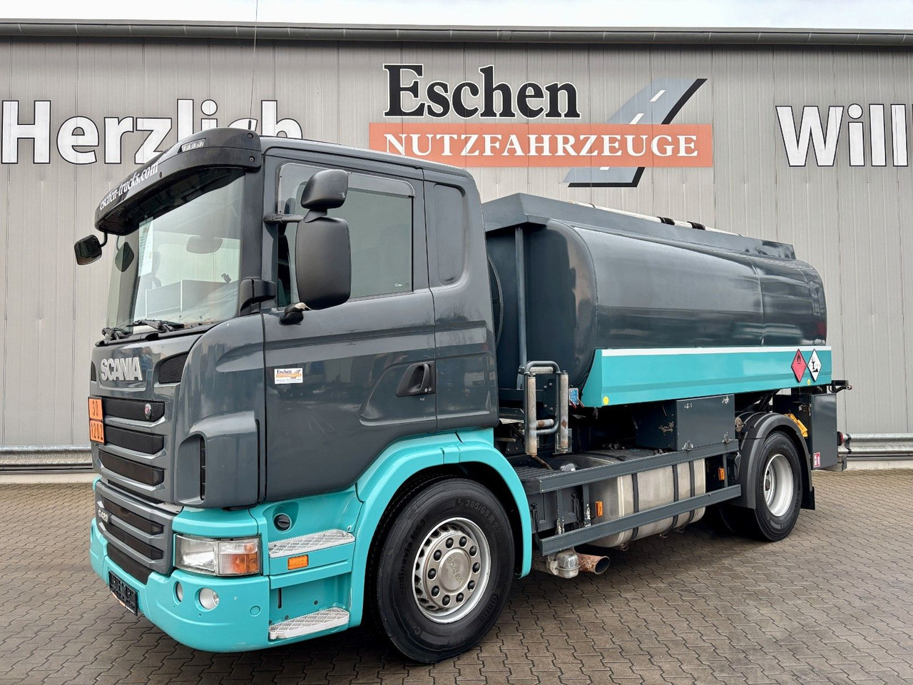 Scania G420 Esterer A3 | 2x Kammern*Oben/Unten*Retarder - Kamion cisterna: slika 1 Scania G420 Esterer A3 | 2x Kammern*Oben/Unten*Retarder - Kamion cisterna: slika 1