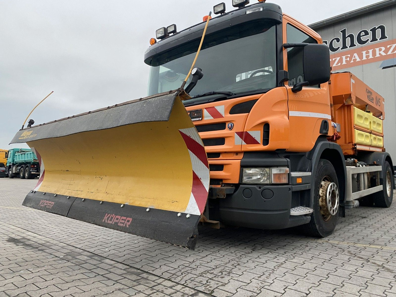 Scania P 230 | Winterdienst*Salzstreuer/Küpper-Weisser - Kamion sa tovarnim sandukom: slika 2 Scania P 230 | Winterdienst*Salzstreuer/Küpper-Weisser - Kamion sa tovarnim sandukom: slika 2