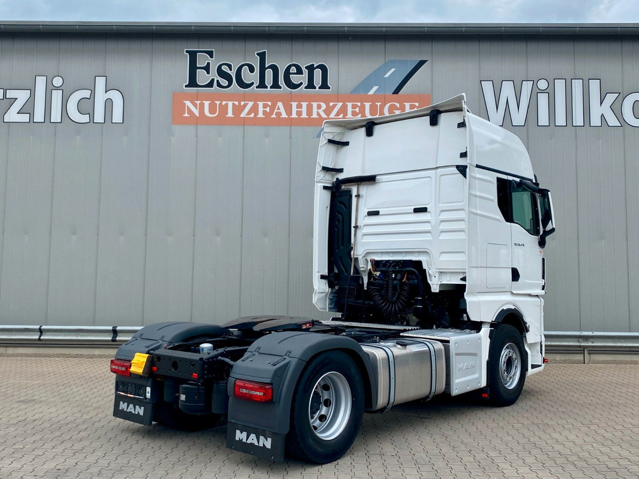 MAN TGX 18.470 TG3| GX*XXL*2Tanks*Retarder*HU05/2026 - Tegljač: slika 5 MAN TGX 18.470 TG3| GX*XXL*2Tanks*Retarder*HU05/2026 - Tegljač: slika 5